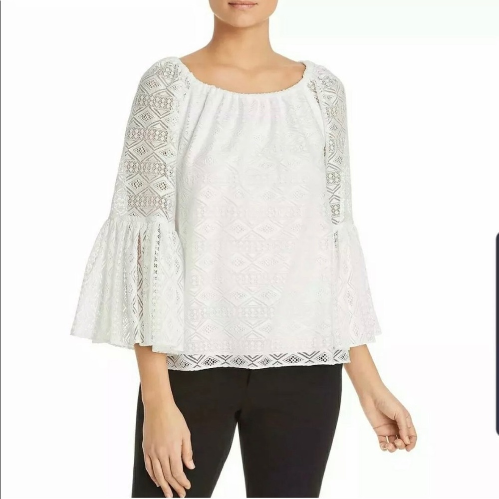 Le Gali Rosa White Off-The-Shoulder Lace Blouse